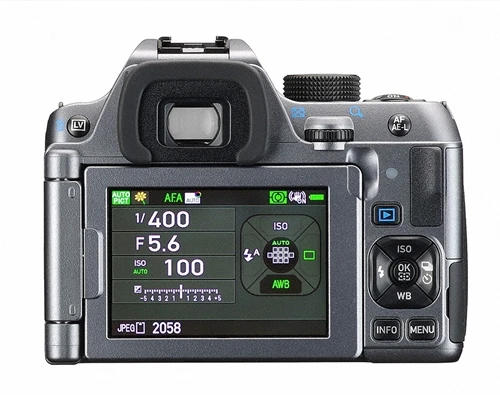 Ricoh vừa cho ra đời sản phẩm mới mang tên Pentax-K70