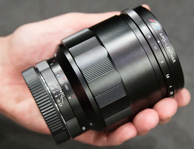 3 ống kính mới dành cho máy ảnh Sony của Voigtlander