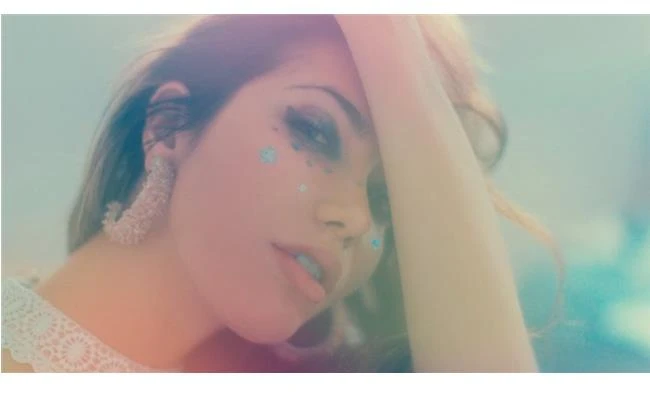 Cần gì Photoshop bạn vẫn có thể chụp ảnh chân dung ảo diệu với 5 cách đơn giản sau