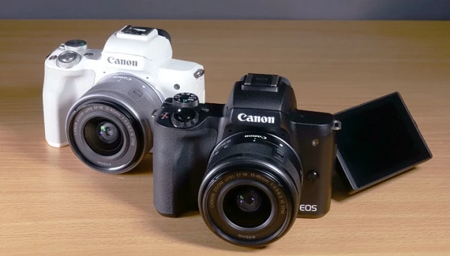 Fujifilm X-T100 và Canon EOS M50