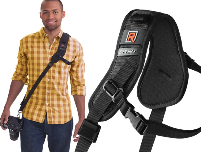 Những cách mà các nhiếp ảnh gia mang máy ảnh khi chụp ngoài trời