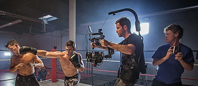 Những công cụ nào bạn cần phải trang bị khi quay video bằng DSLR