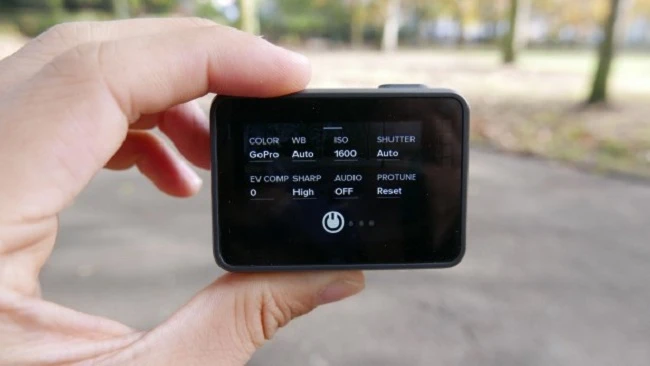 So sánh GoPro Hero 6 Black với Hero 5 Black