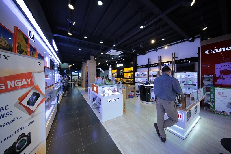 Trải nghiệm không gian mua sắm máy ảnh và thiết bị âm thanh cao cấp tại Binhminhdigital 