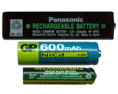 Bảo quản pin máy ảnh đúng cách