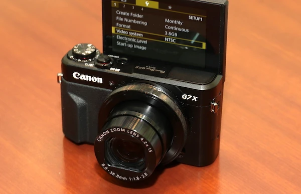 Chọn máy ảnh nào để du lịch trong mùa hè này?