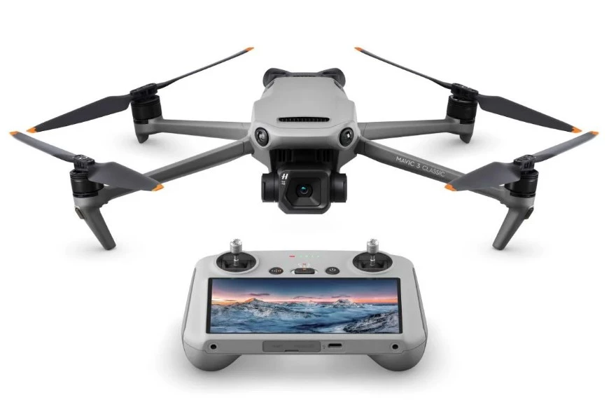 Flycam DJI Mavic 3 Classic bản tay RC (Tay điều khiển có màn hình)