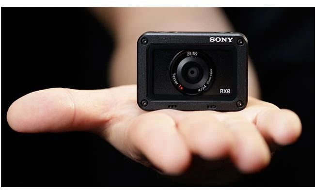 Top máy ảnh chụp dưới nước giá rẻ tốt nhất 2018