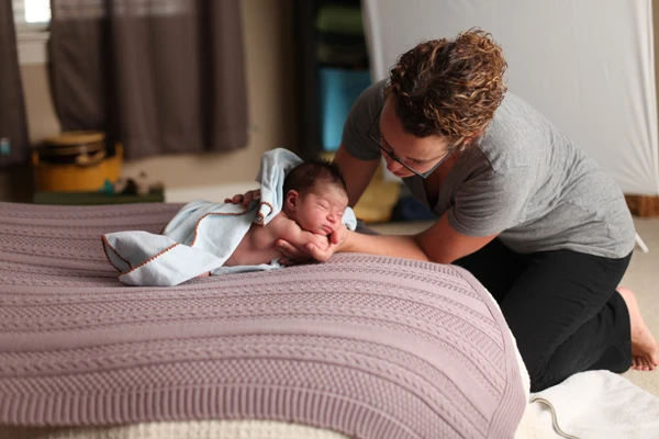 Những điều tuyệt đối ghi nhớ khi chụp ảnh trẻ sơ sinh sau 10 ngày đầu tiên