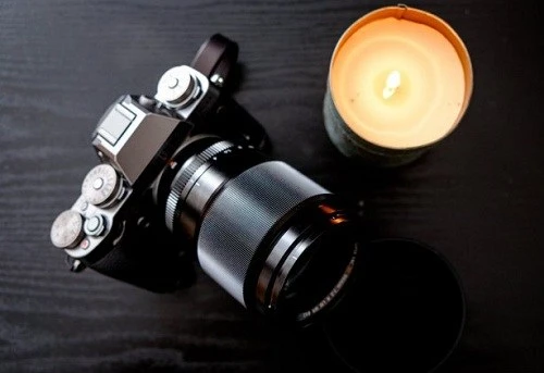 Những ống kính cho máy ảnh APS-C với bokeh tuyệt đẹp