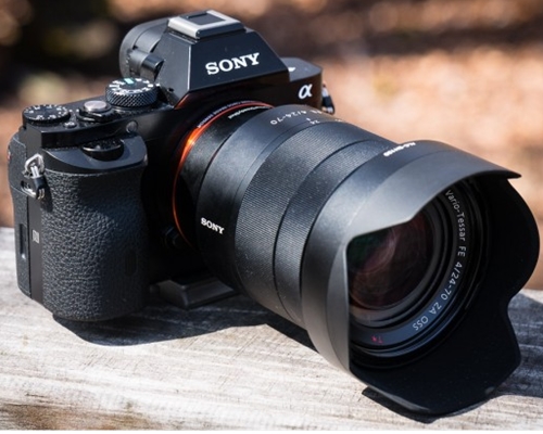 Ống Kính Sony E 16-70mm F4 ZA OSS (SEL1670Z)