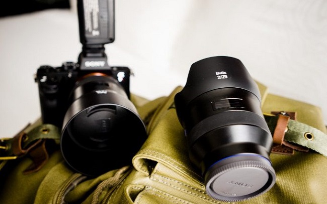 Ống Kính Zeiss Batis 25mm F/2 Lens For Sony FE